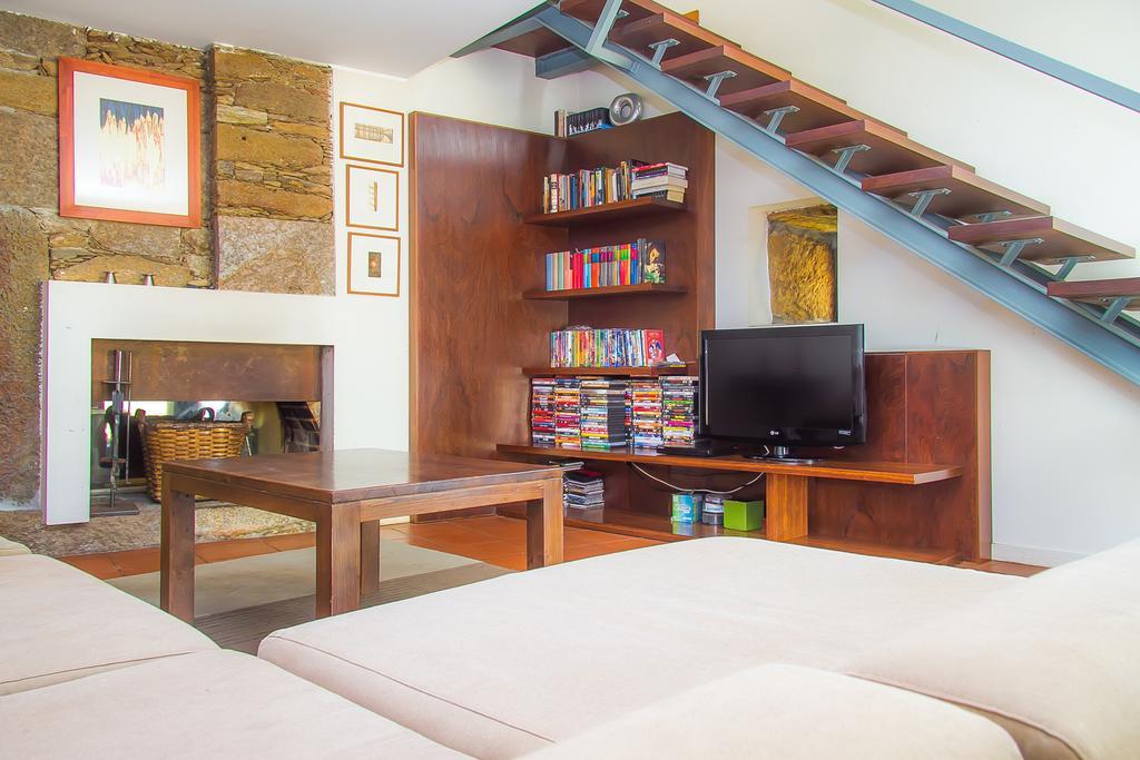 Liiiving In Caminha | Oak Tree Chill House Villa Exterior photo